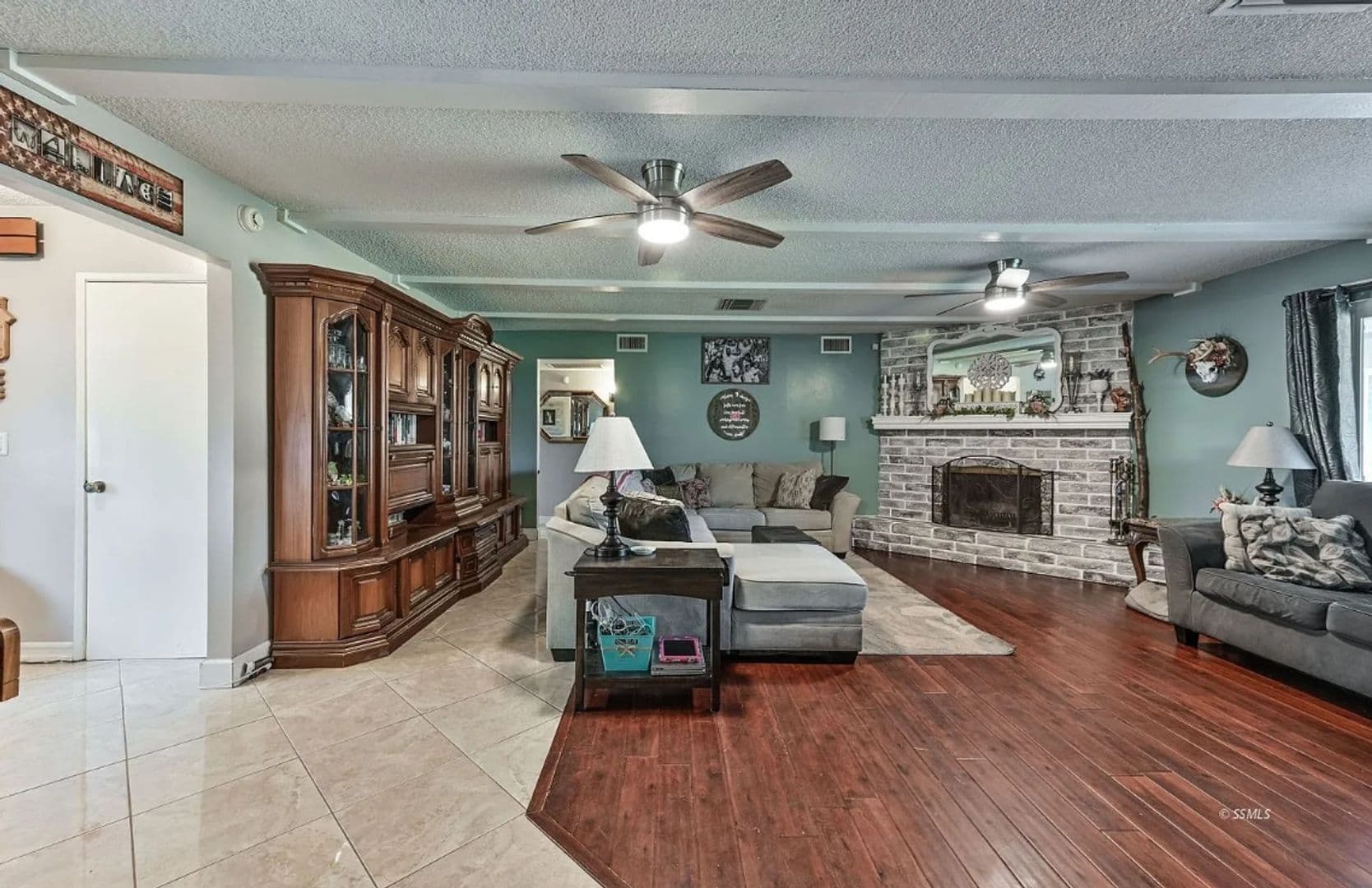 Ridgecrest House: 218 S Primrose Street