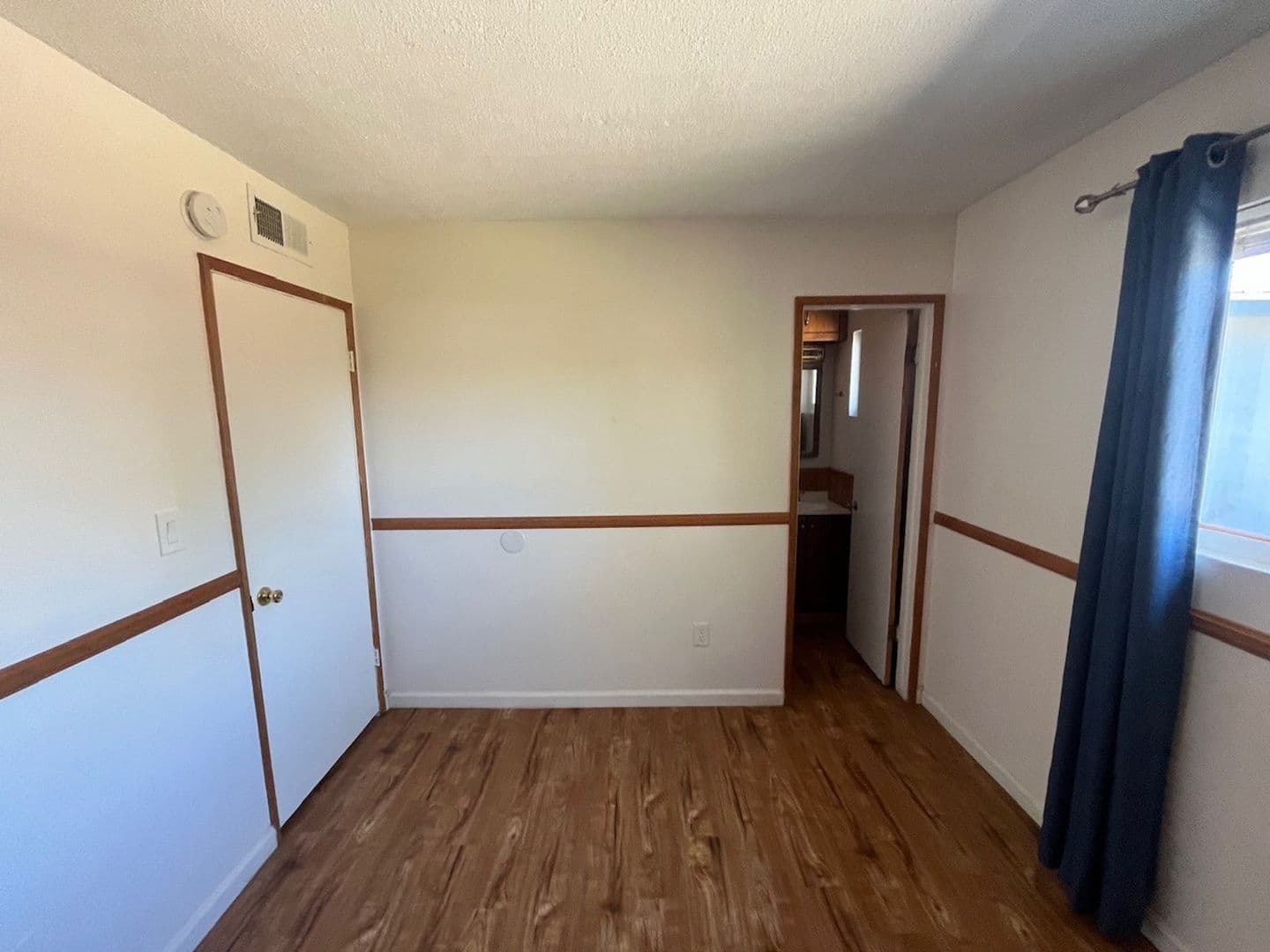 Tehachapi House: 209 Pine Court