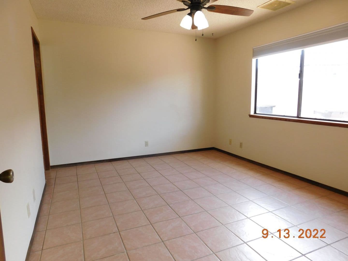 Ridgecrest House: 330 E Wilson Ave