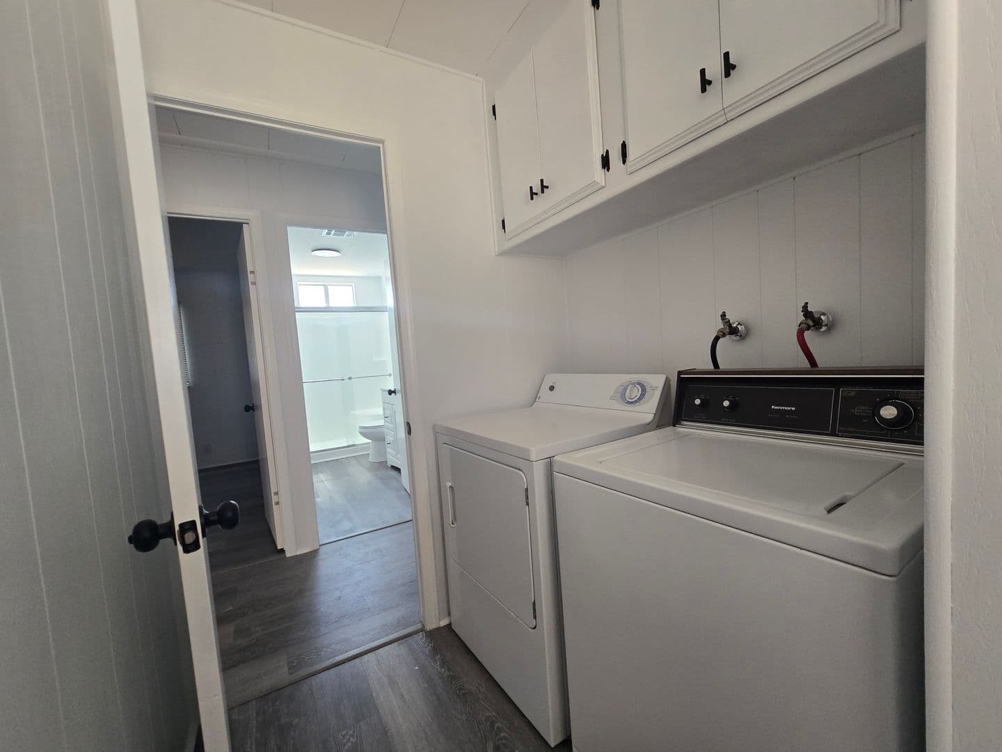 Ridgecrest Apartment: 1631 Chaparral Dr