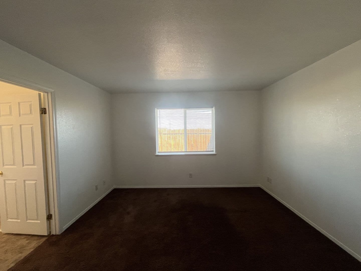 California City Apartment: 21412 Corwin St.