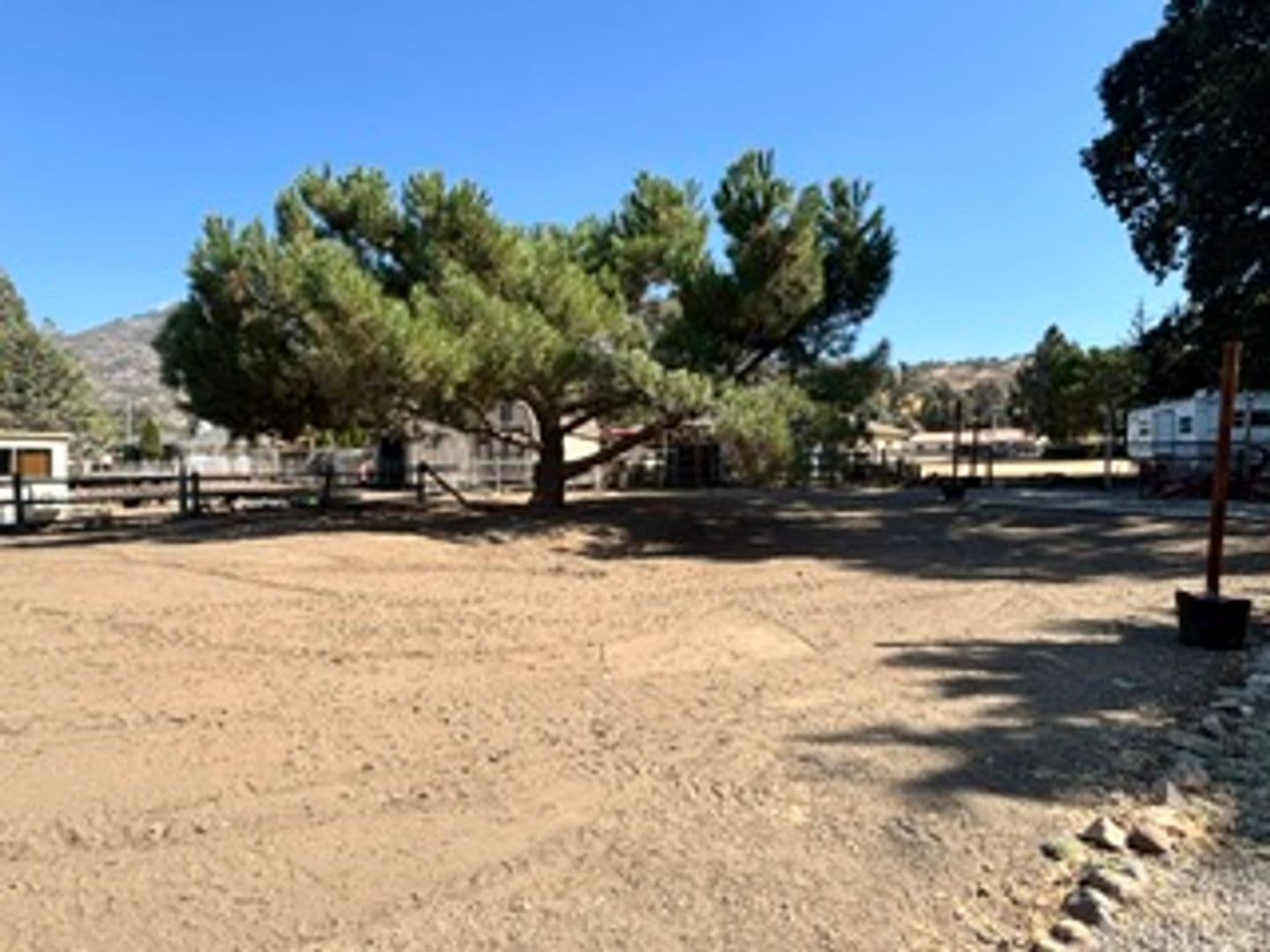 Tehachapi House: 17861 Tanforan Drive