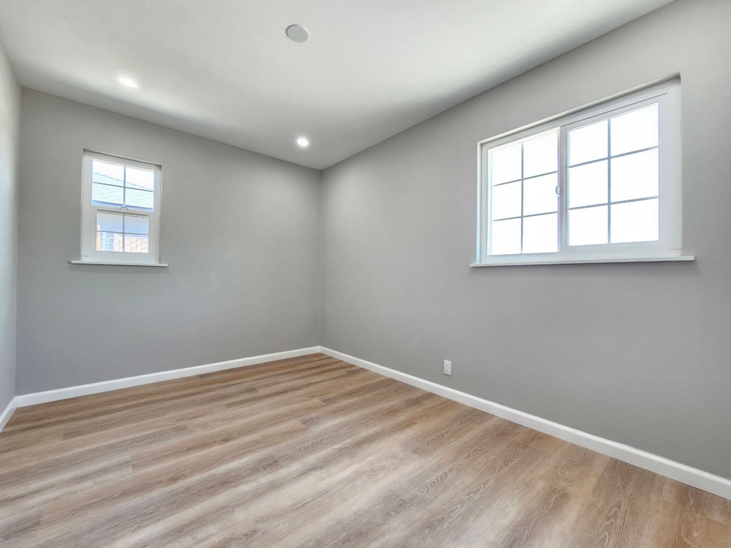 Ridgecrest House: 225 N Helena St