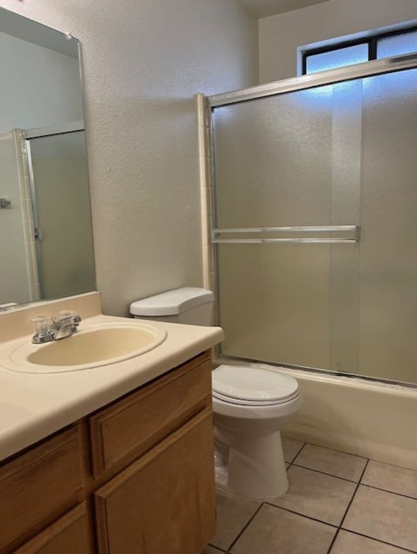 Tehachapi Apartment: 21204 Madre Street