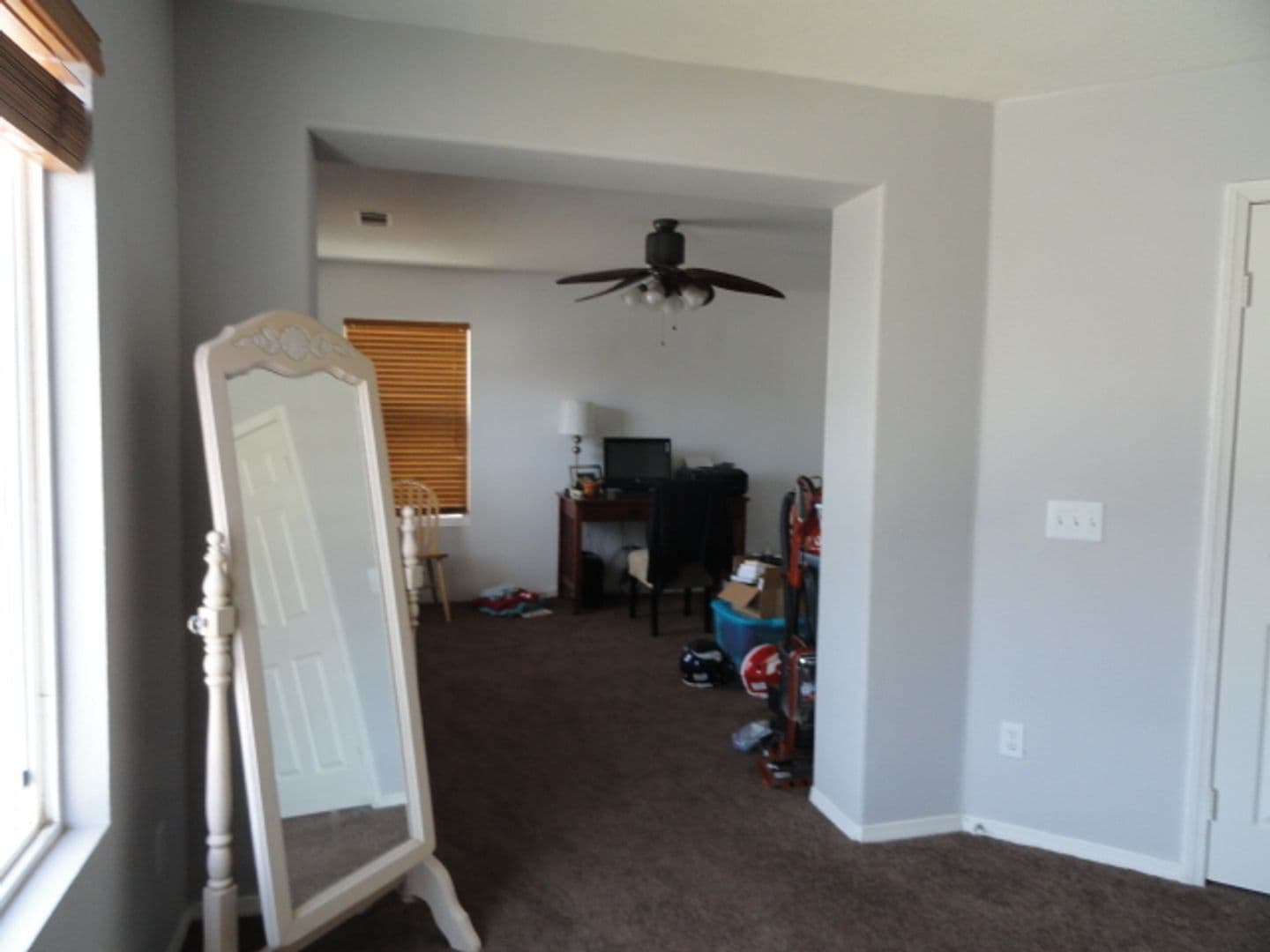 Tehachapi House: 1433 Wild Olive Road