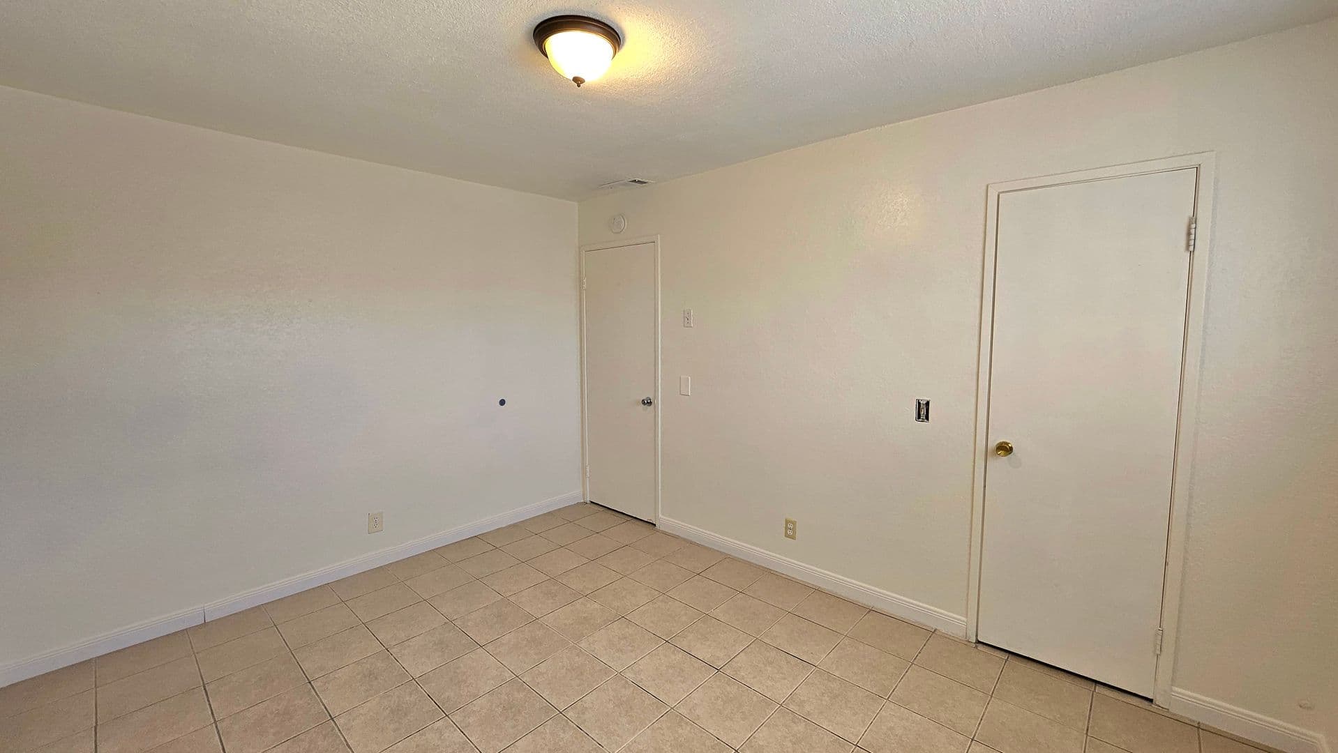 California City House: 21398 Baldwin Ln