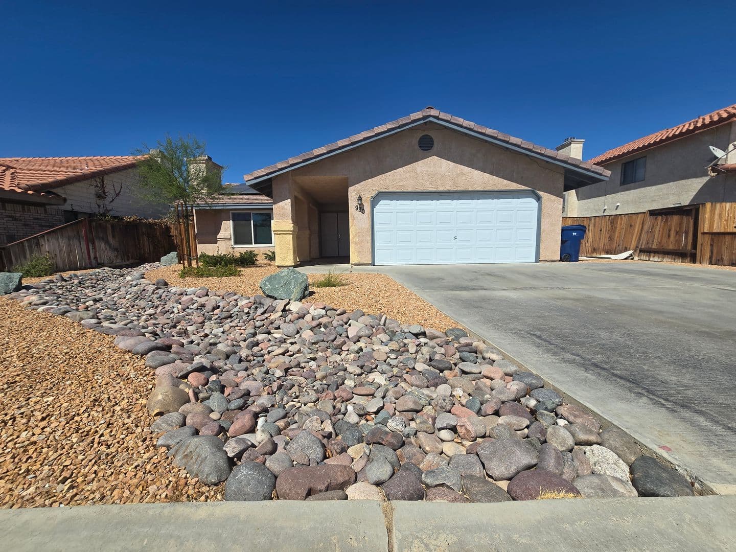 Ridgecrest House: 930 Conejo Ave