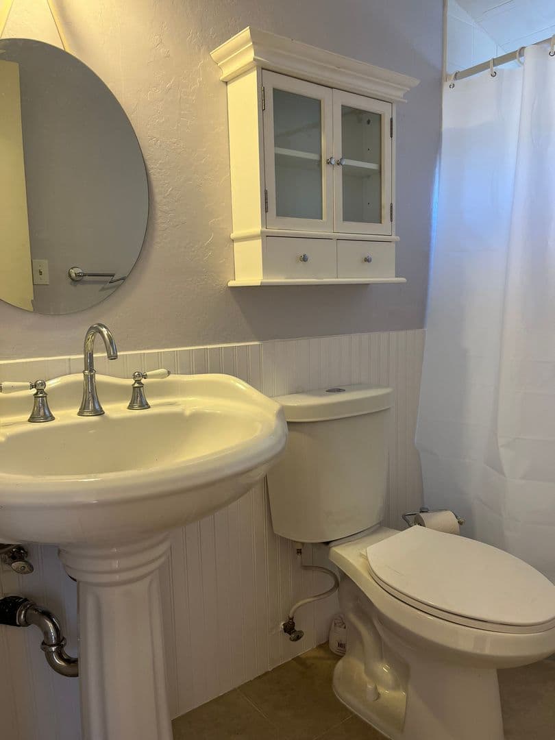 Tehachapi House: 26521 Brian Pl