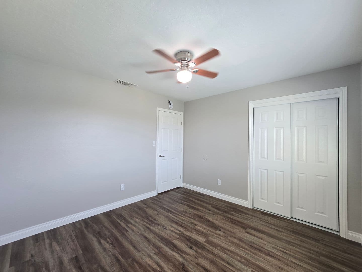 Ridgecrest Apartment: 809 Capehart Ct