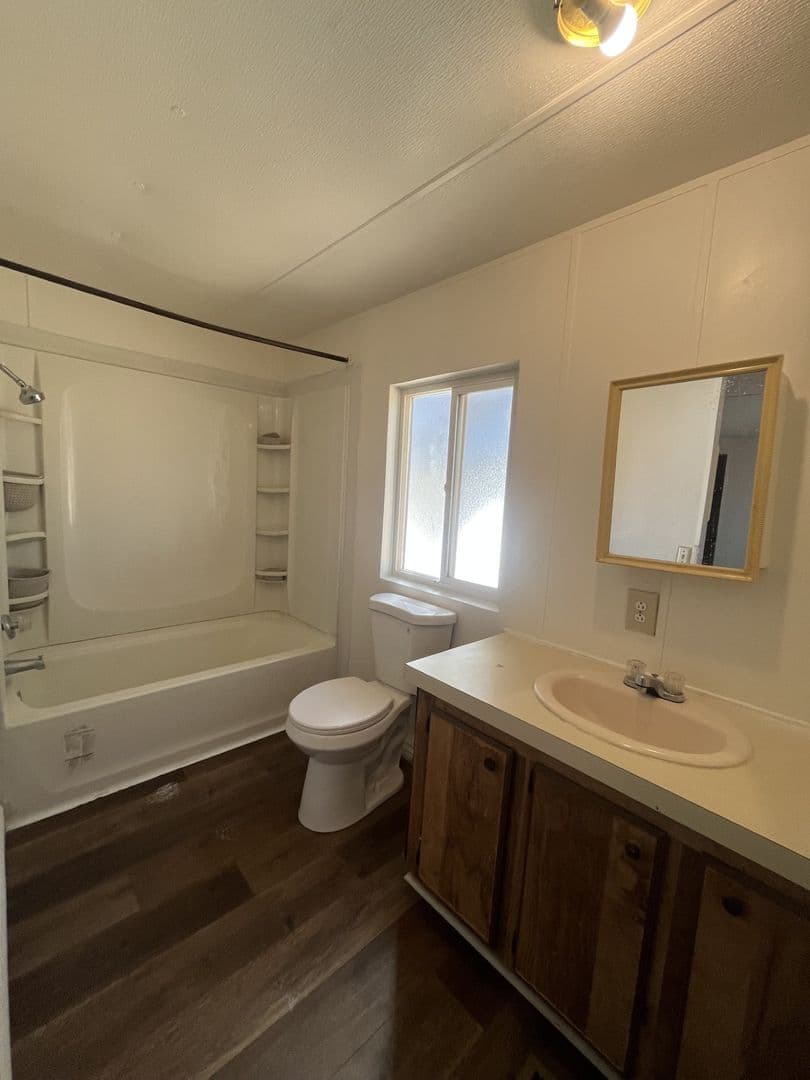 Mojave House: 10348 Lone Butte Rd