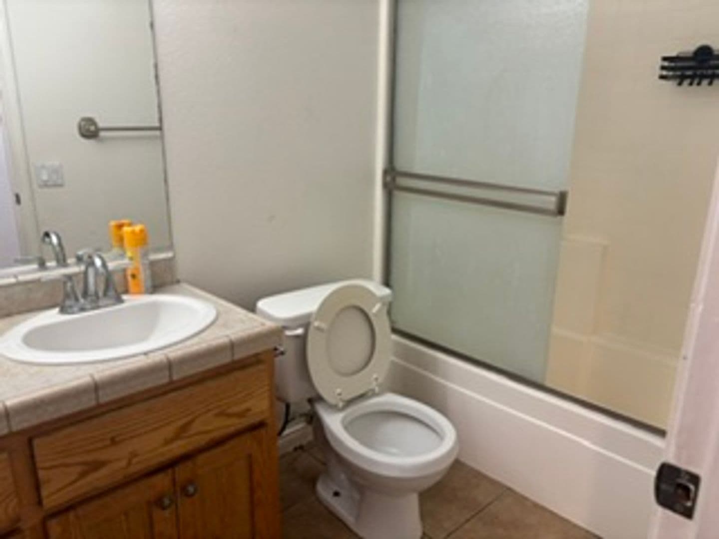 Tehachapi House: 818 Elm Steet