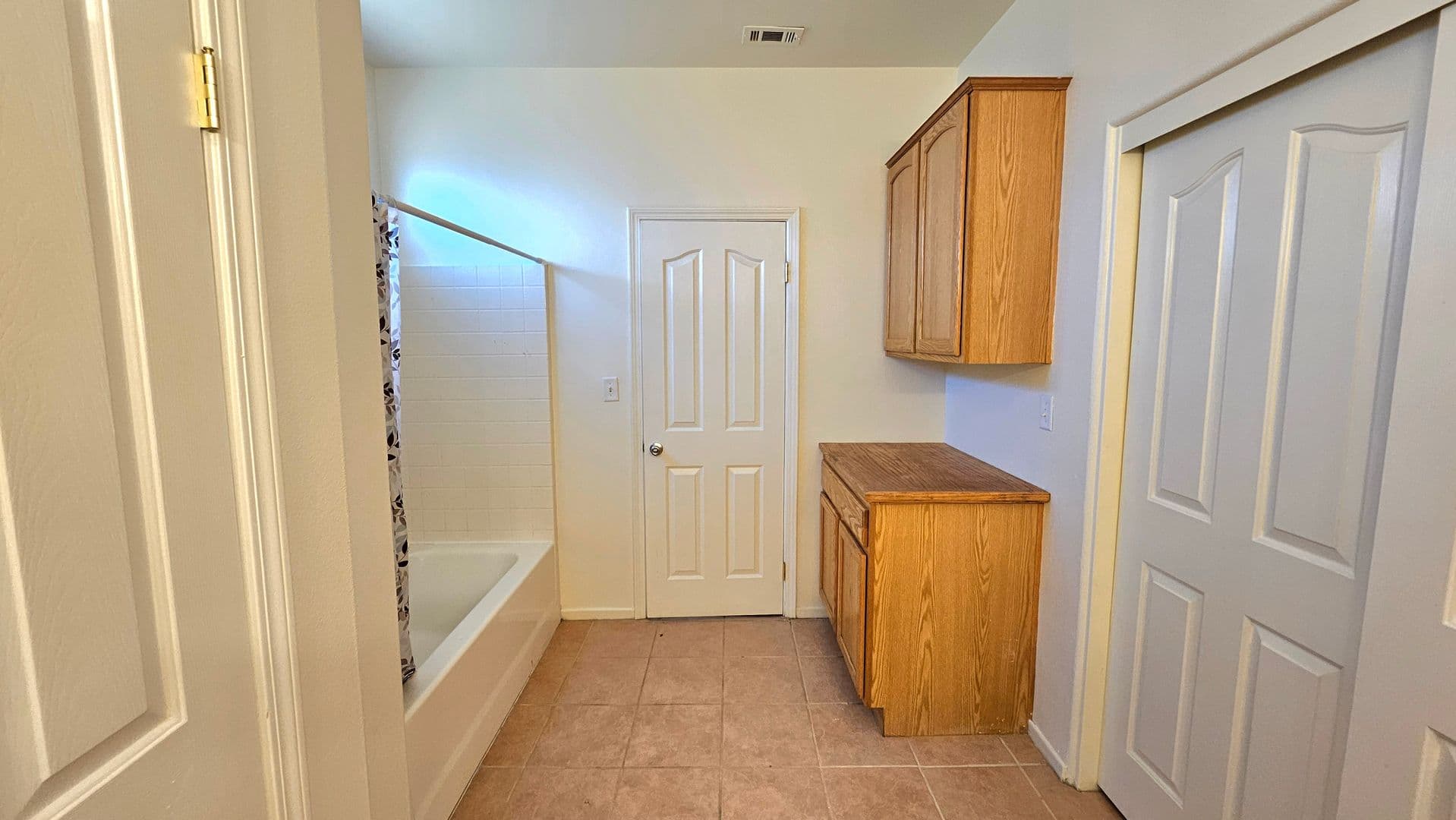 California City House: 21187 Conklin Blvd
