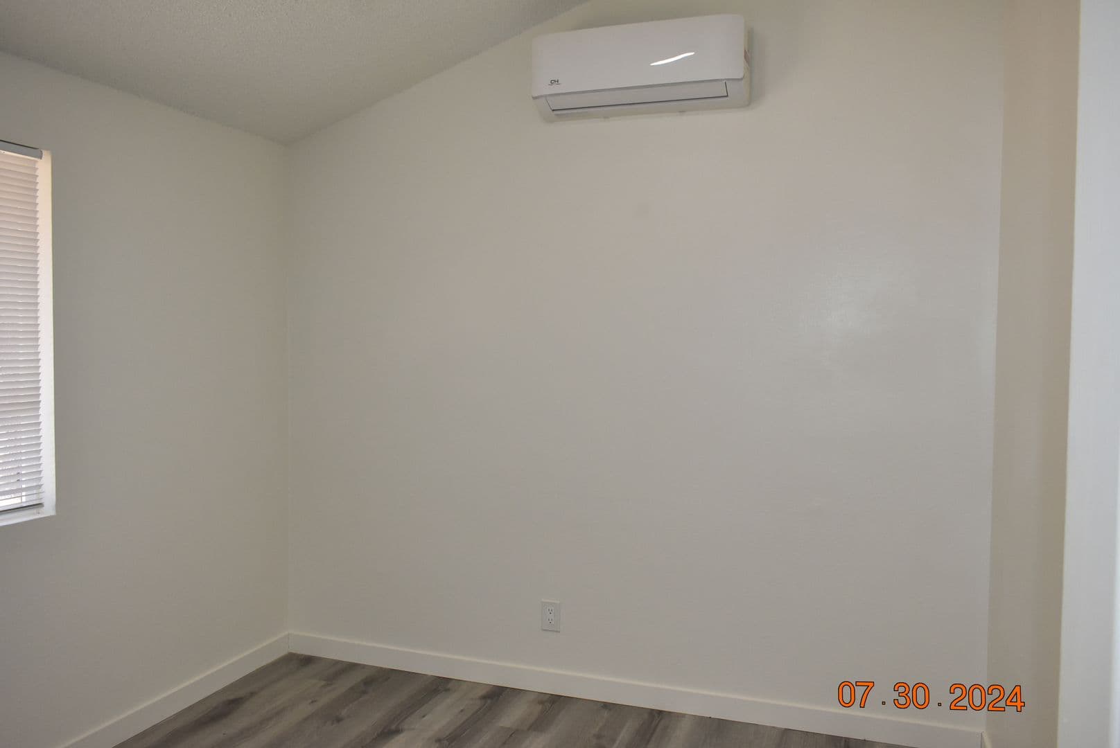 California City House: 7407 Xavier Avenue