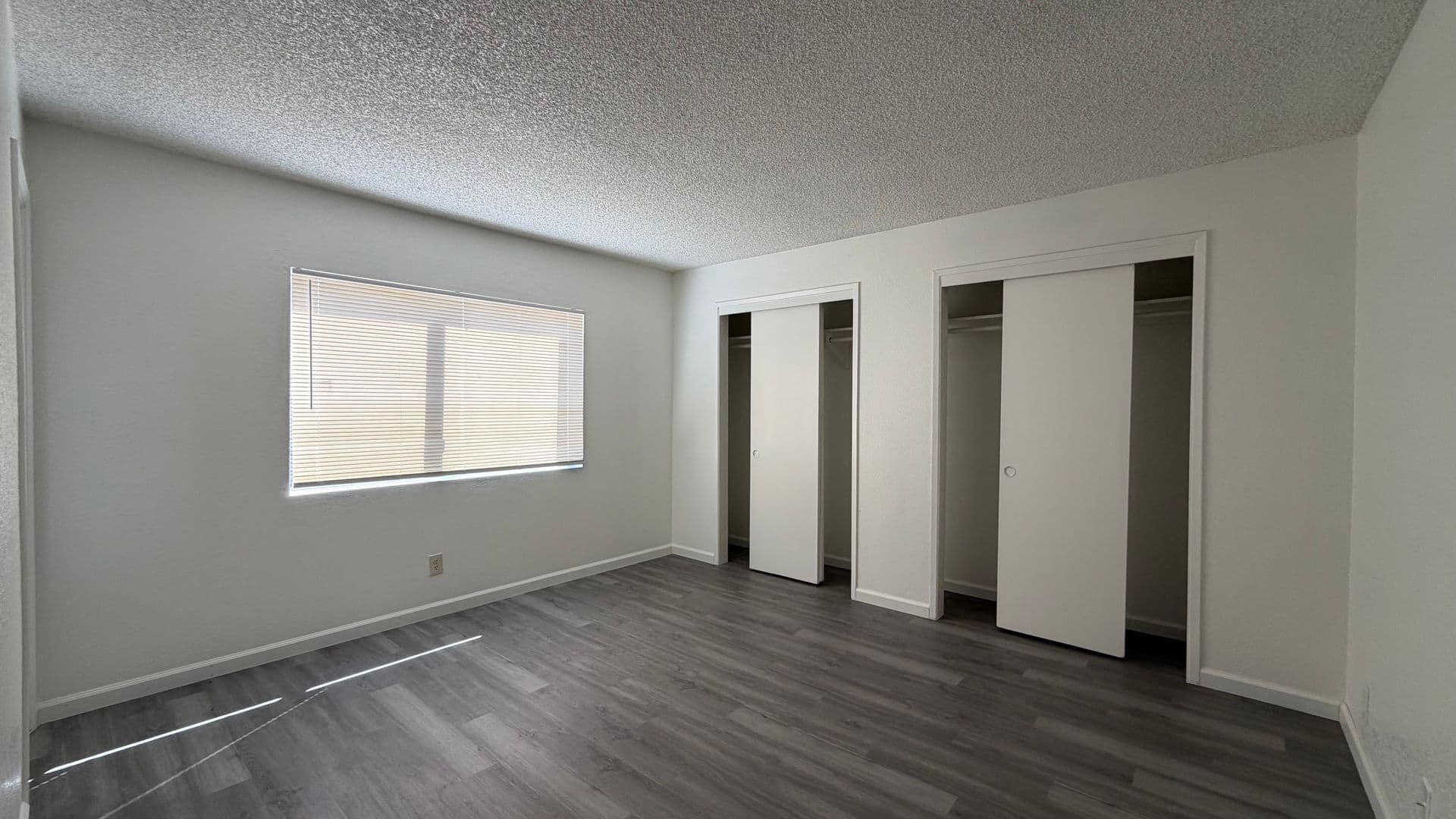 Ridgecrest Apartment: 141 W Upjohn Ave-100's