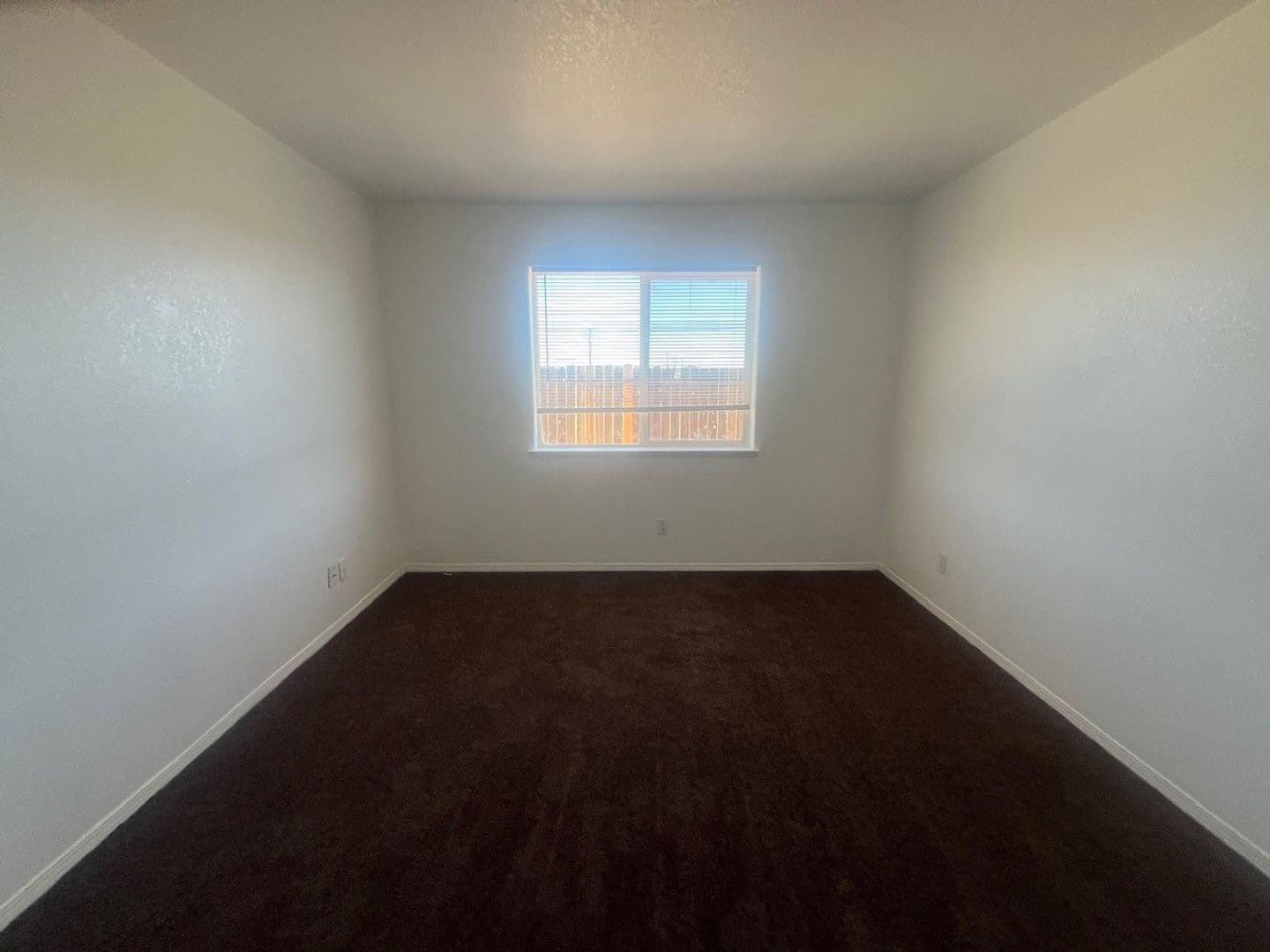 California City Apartment: 21412 Corwin St.