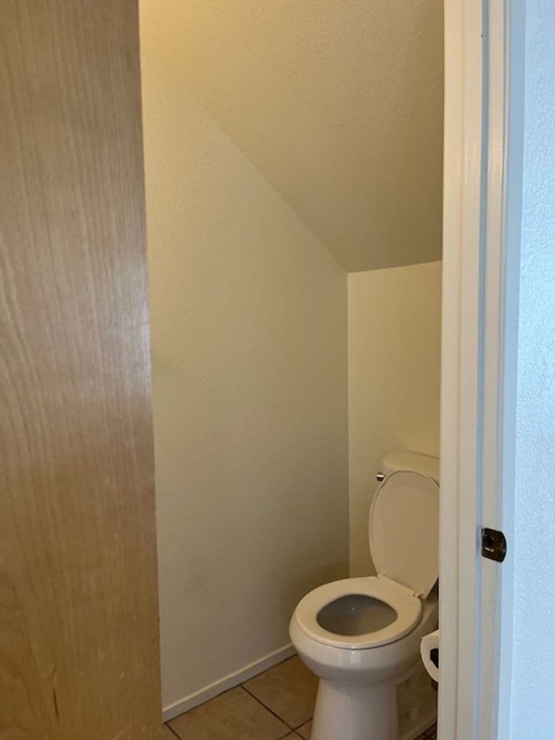 Tehachapi Apartment: 21204 Madre Street