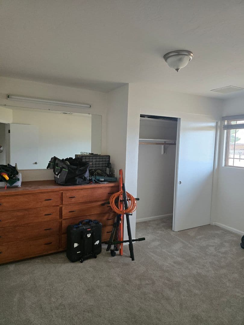 Ridgecrest Apartment: 5363 Weiman Ave