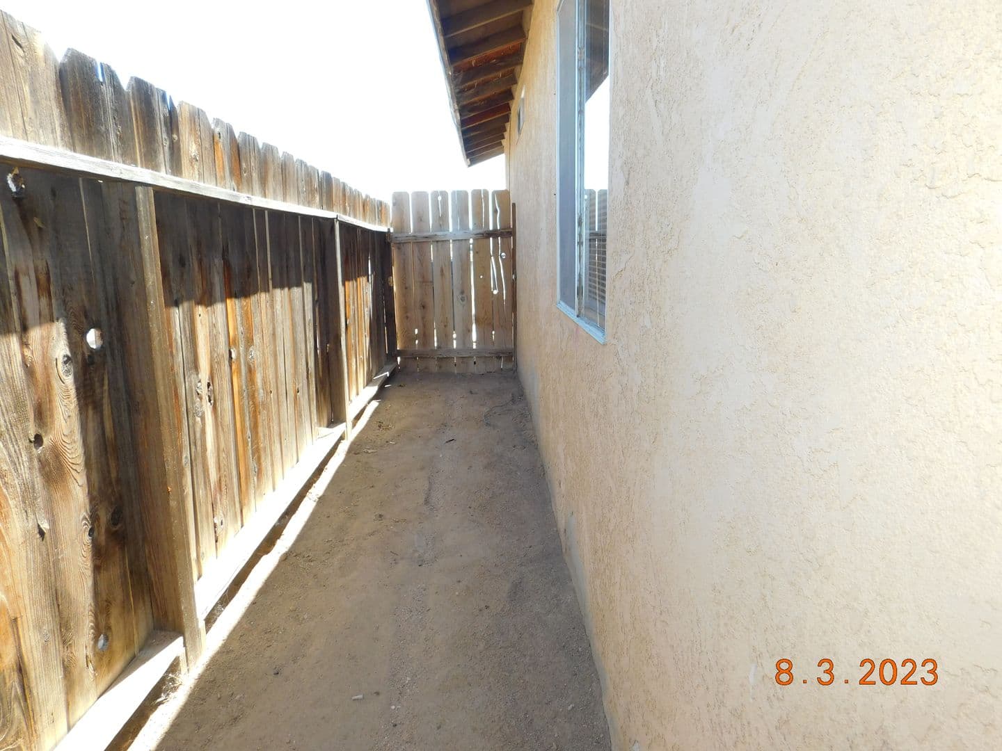 Ridgecrest Apartment: 135 S Norma St