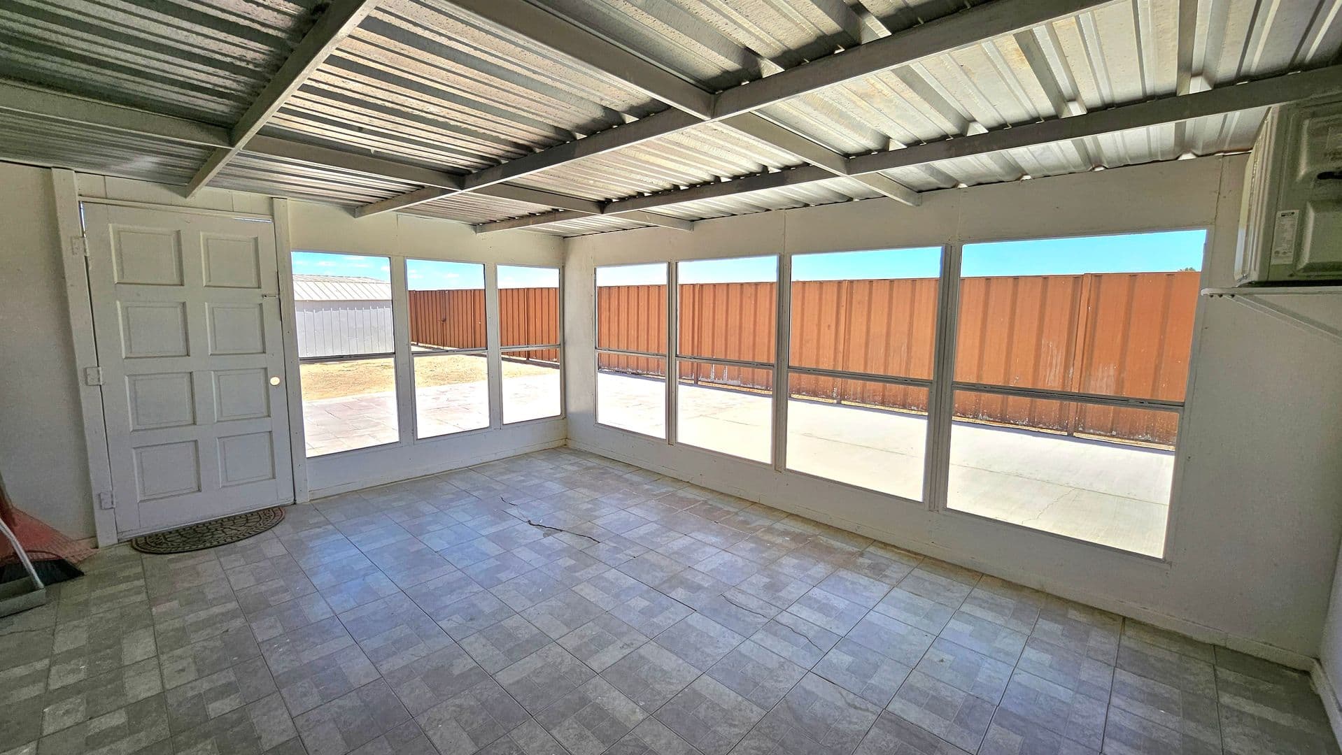 California City House: 21398 Baldwin Ln