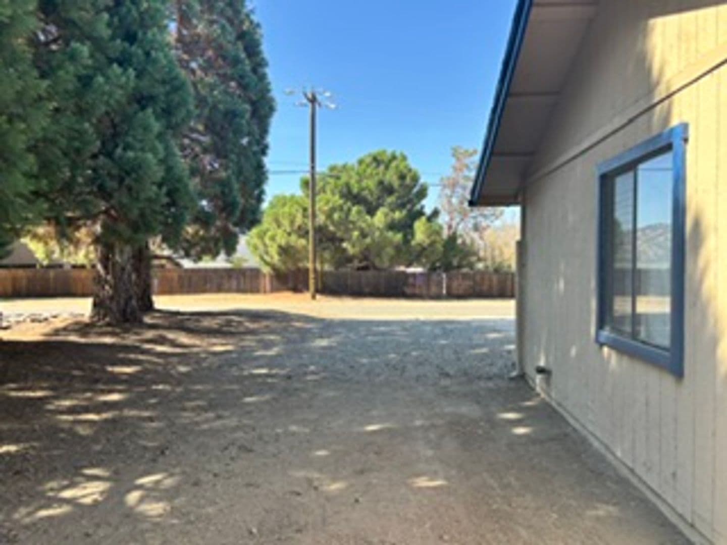 Tehachapi House: 17861 Tanforan Drive