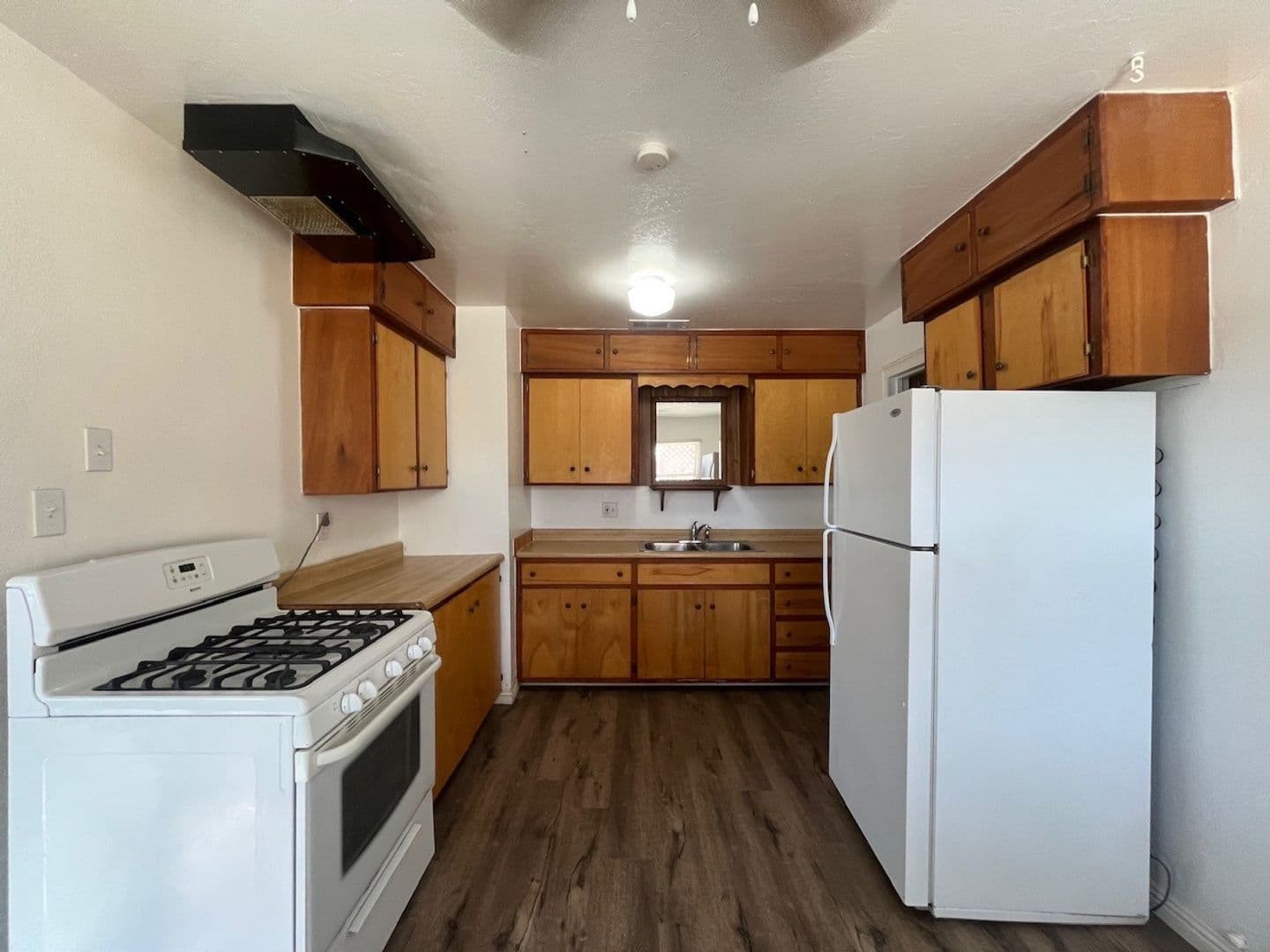 Mojave House: 15633 O Street