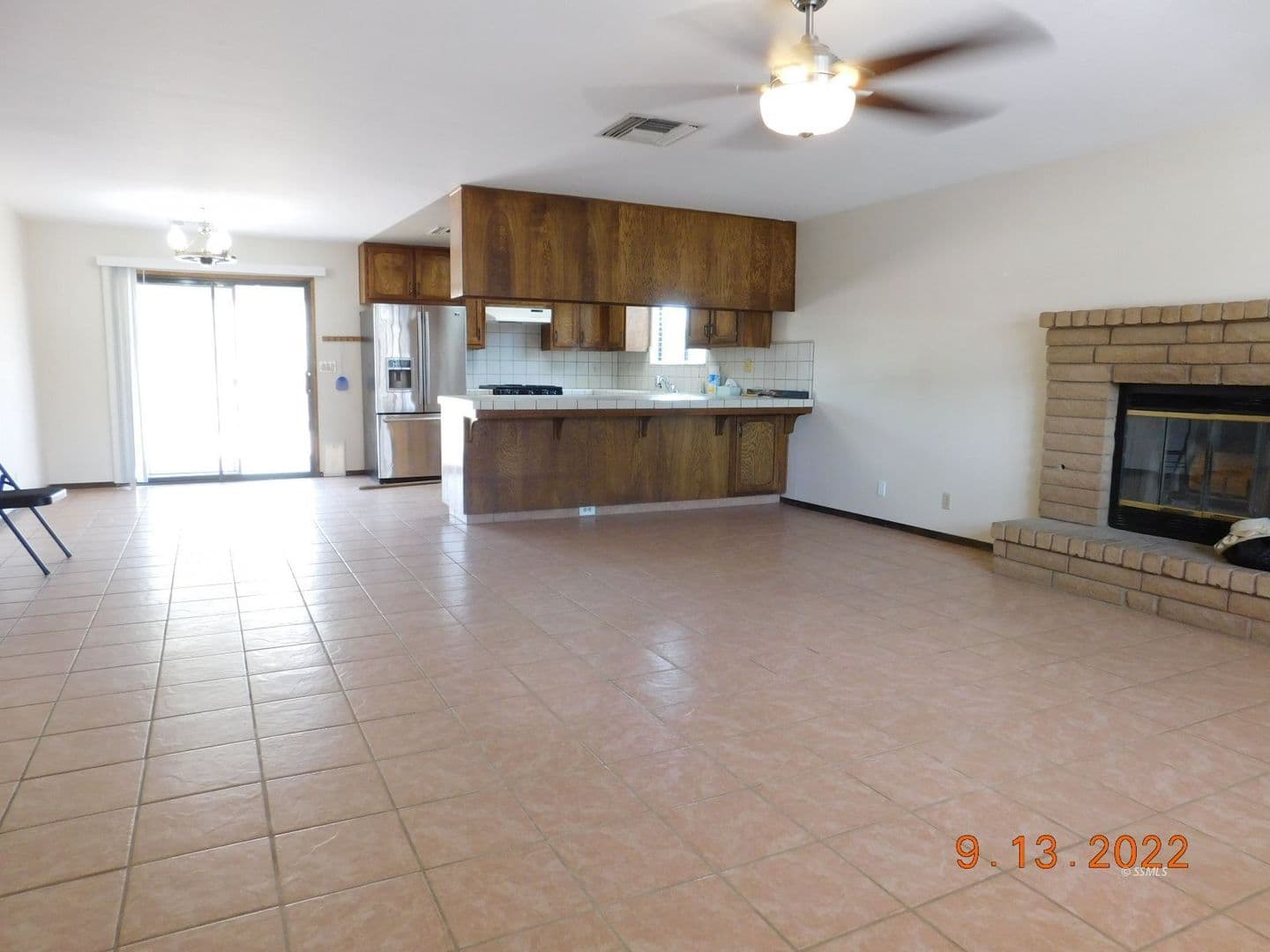 Ridgecrest House: 330 E Wilson Ave