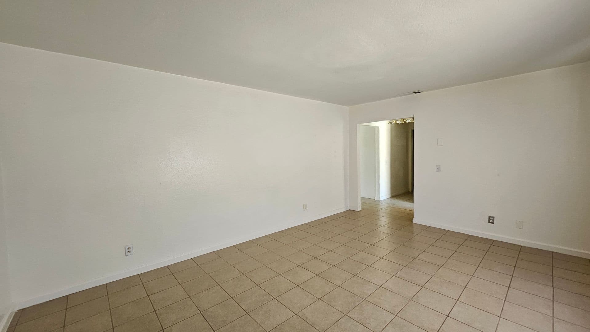California City House: 21398 Baldwin Ln