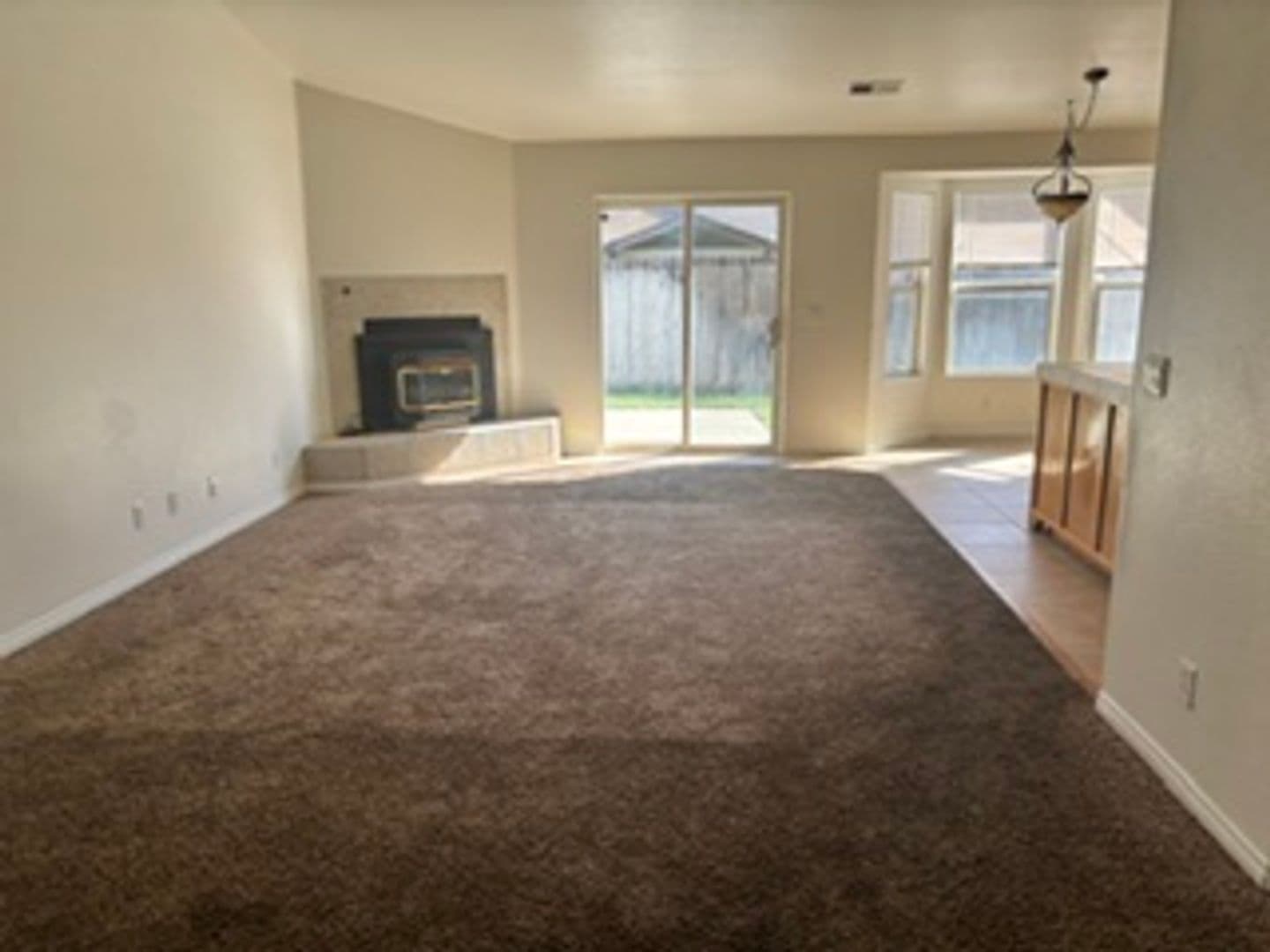 Tehachapi House: 818 Elm Steet