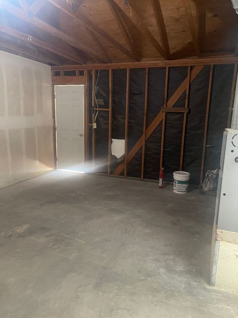 Ridgecrest Apartment: 1617 N Erwin St