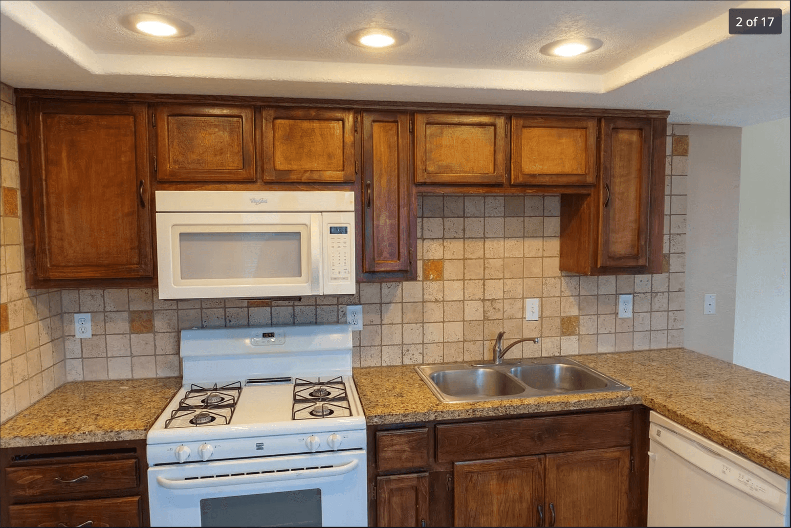 Ridgecrest Apartment: 424 W Robertson Rd