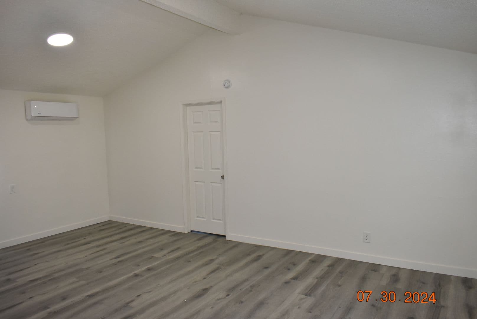 California City House: 7407 Xavier Avenue