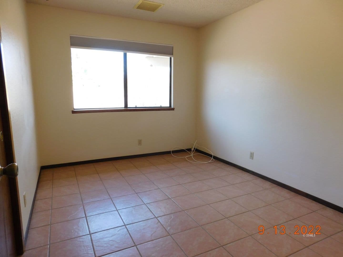 Ridgecrest House: 330 E Wilson Ave