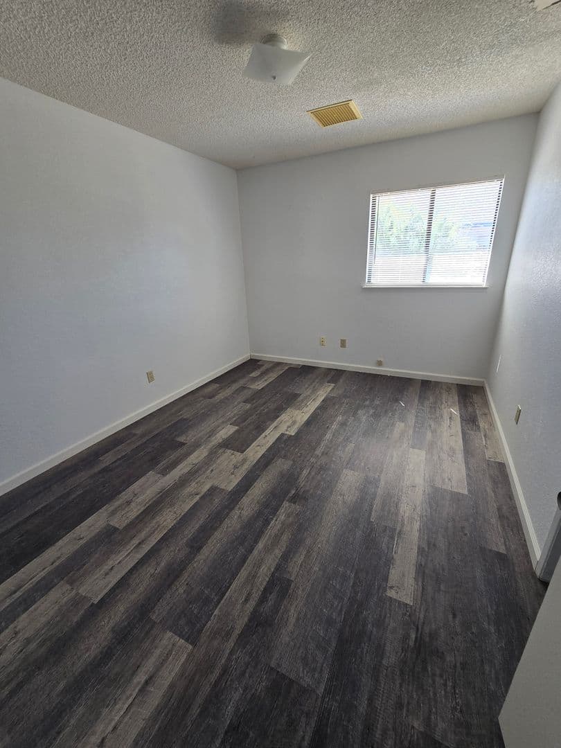 Ridgecrest House: 932 Kinnett Ave