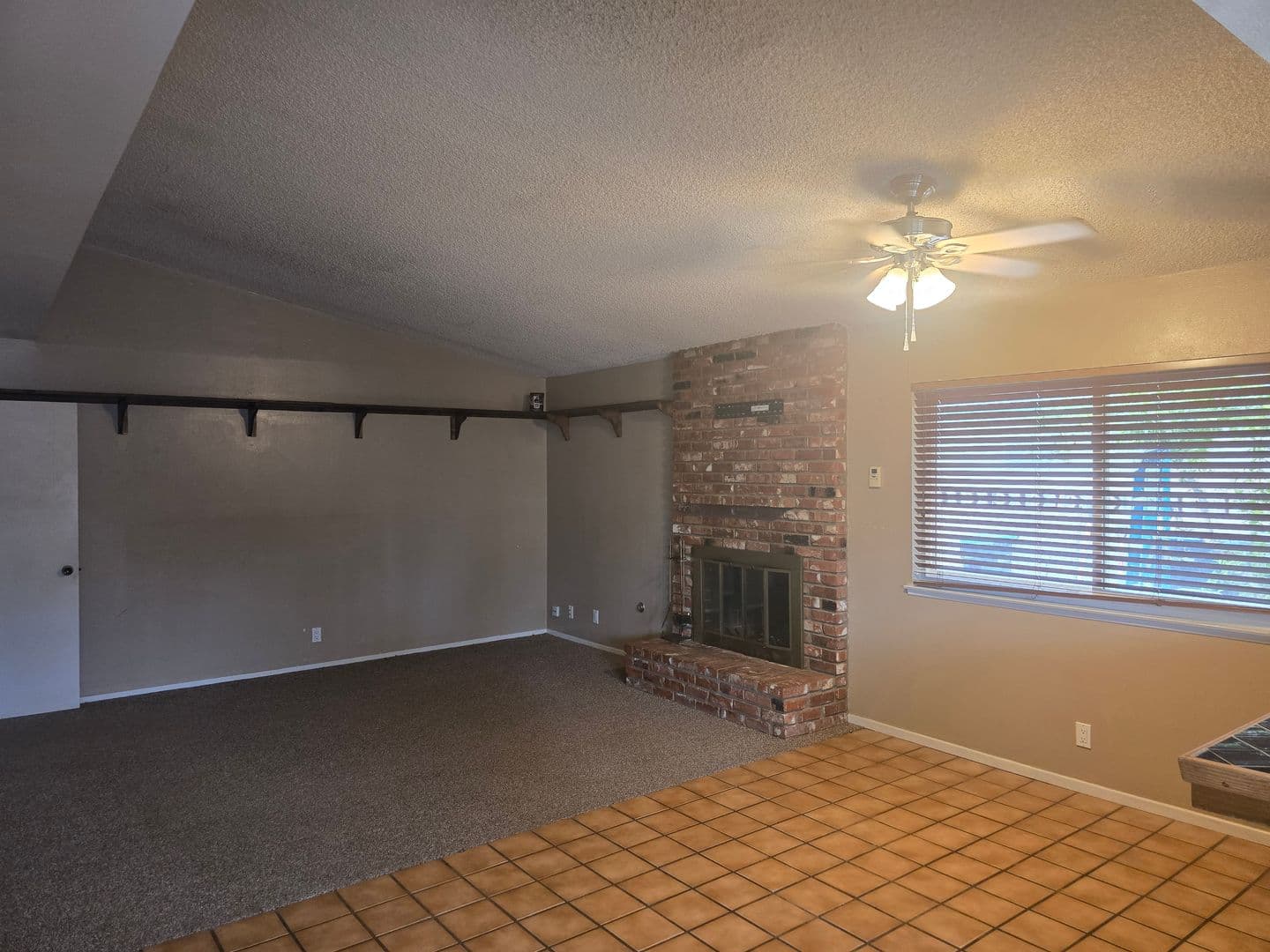 Ridgecrest House: 818 Sherri St