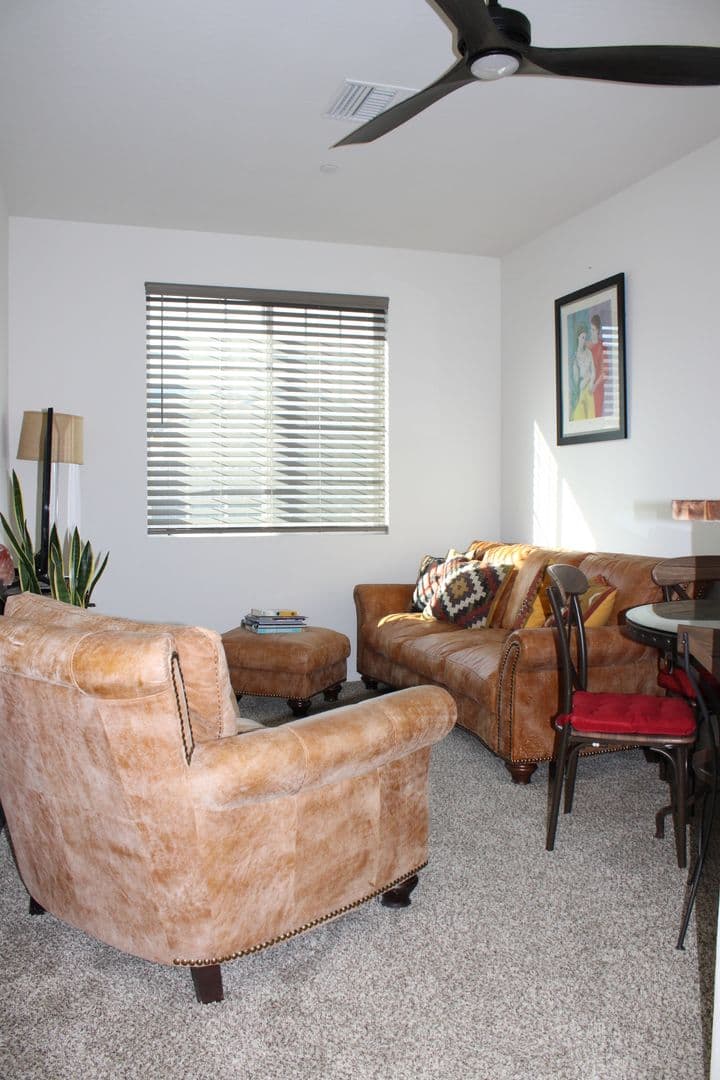Tehachapi House: 1327 Clasico Dr