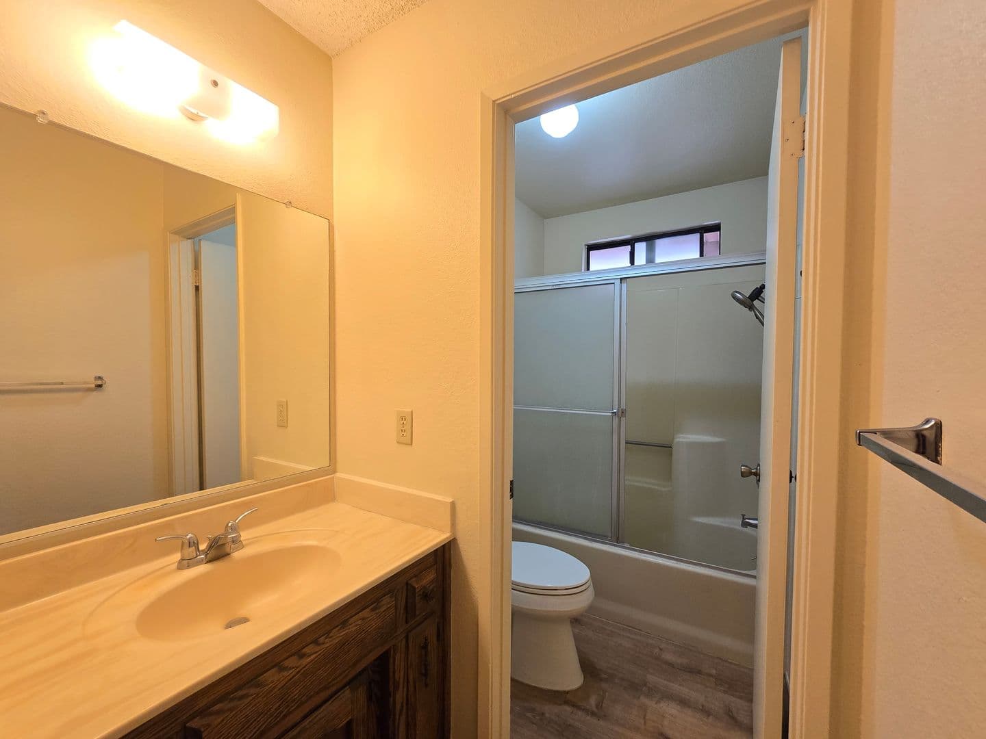 Ridgecrest House: 1009 W Alene Ave Unit #C