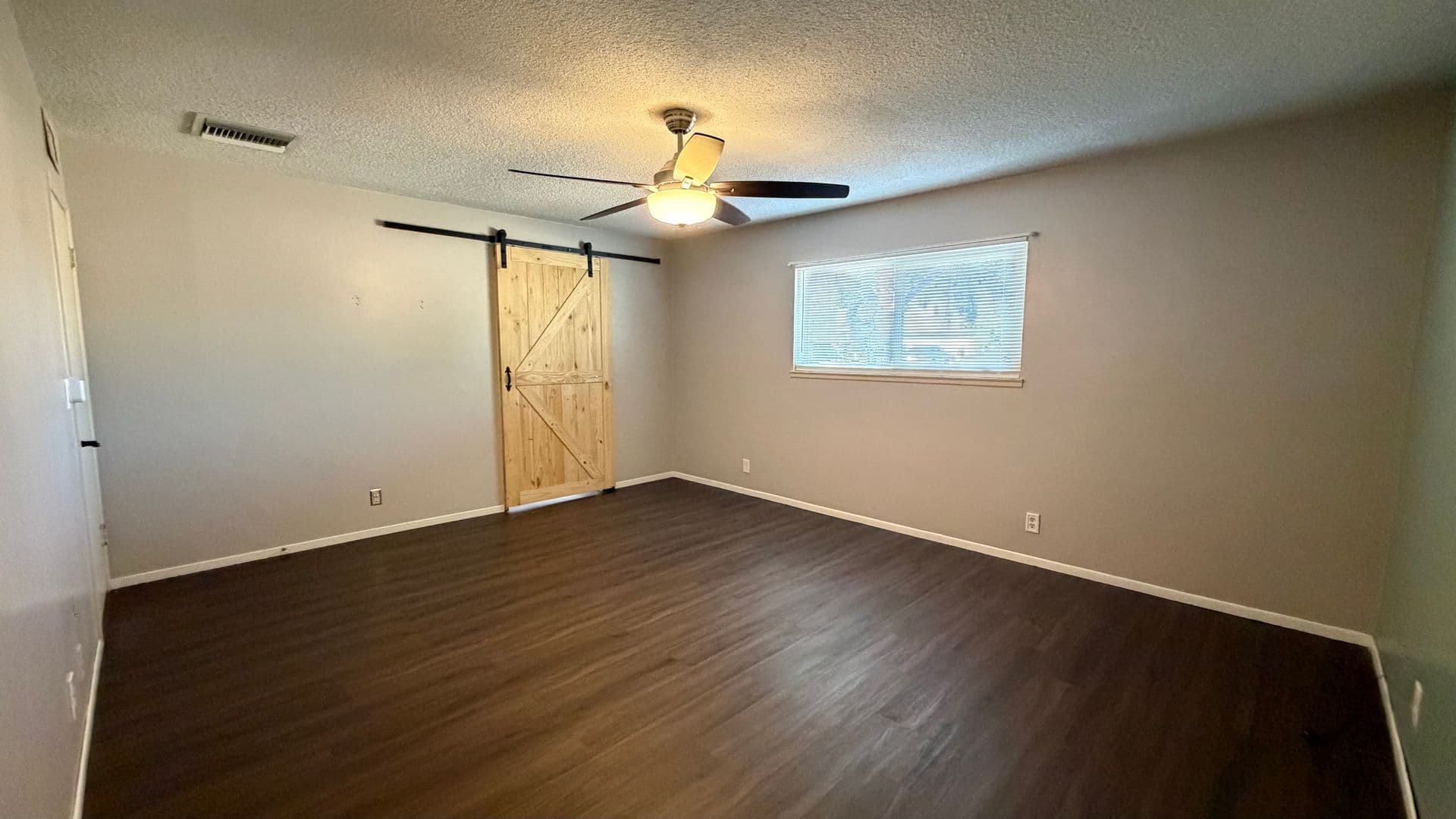 Ridgecrest House: 218 S Primrose Street