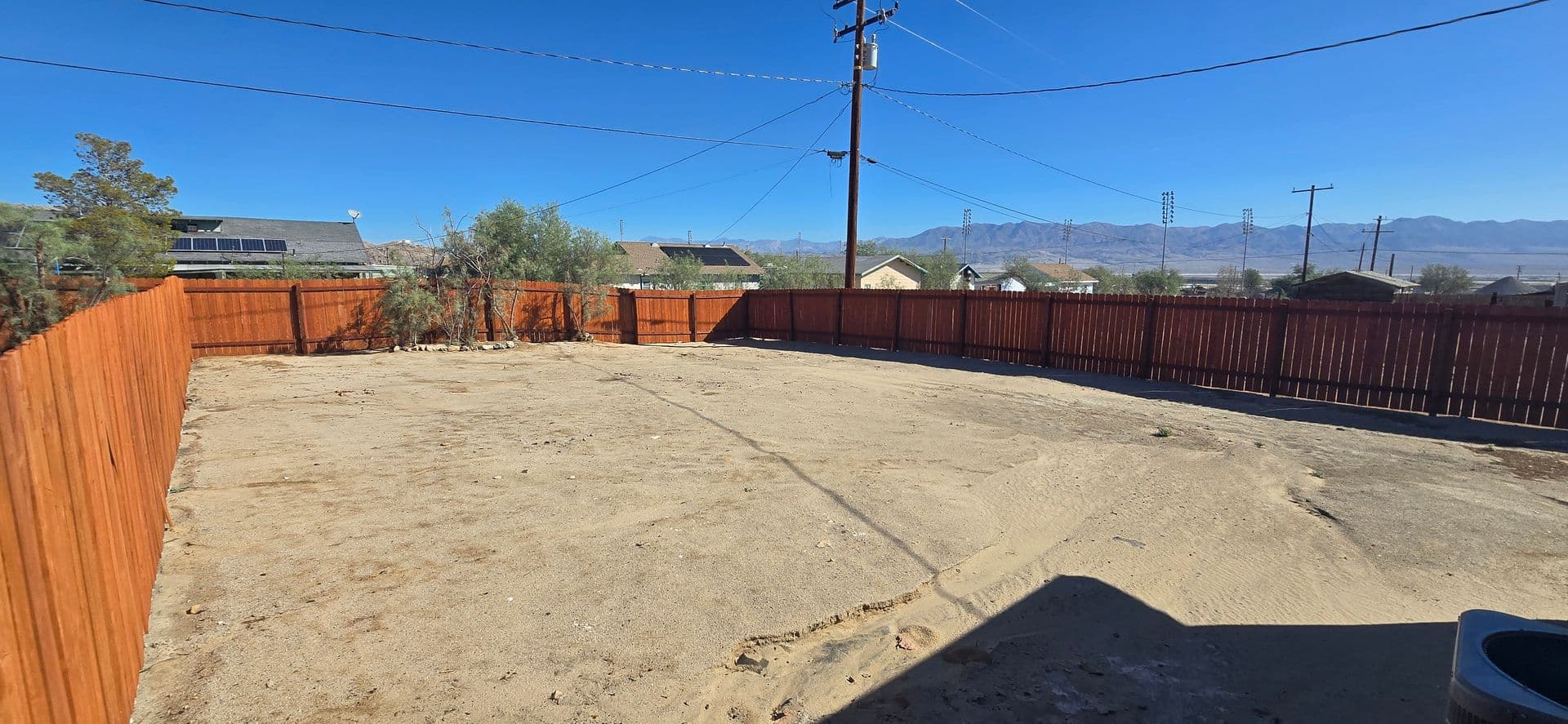 Trona House: 13366 Verbena St