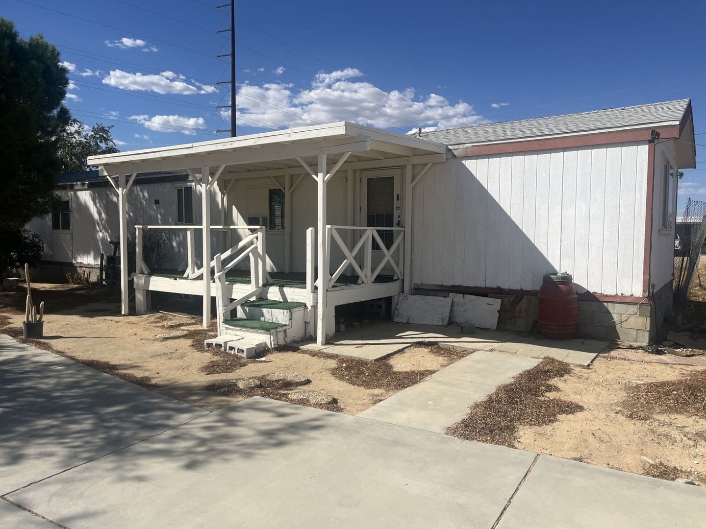 Mojave House: 10348 Lone Butte Rd