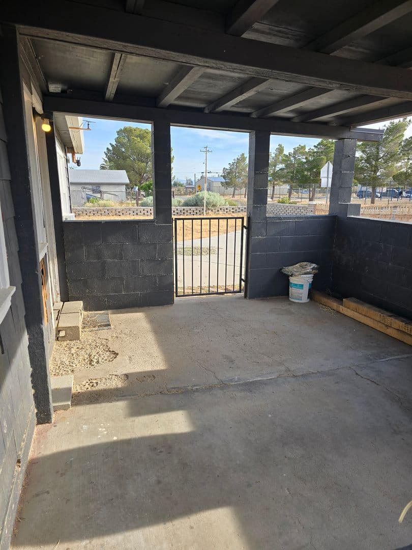 Inyokern Multiplex: 6701 Mountain View Ave - 1