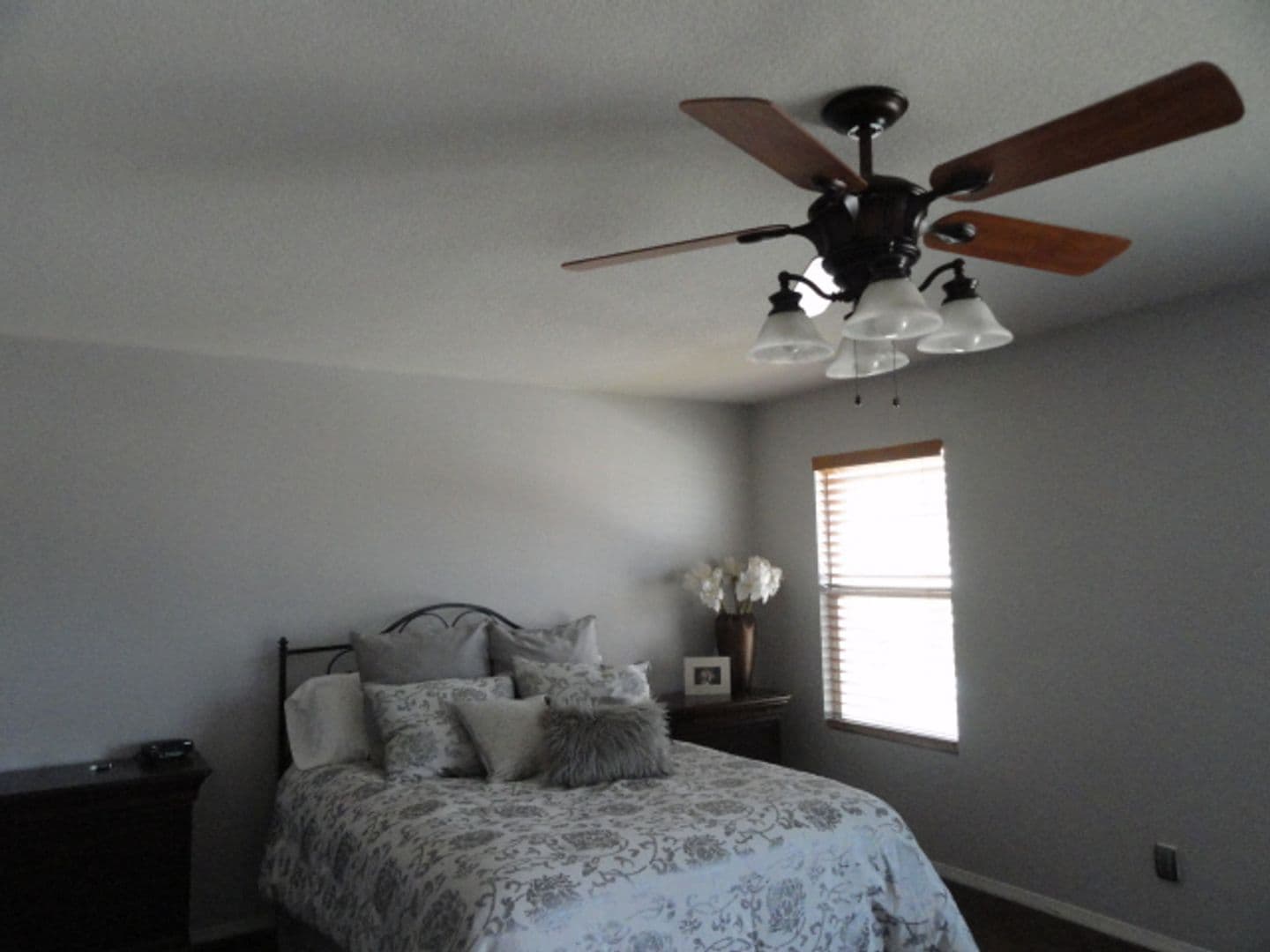 Tehachapi House: 1433 Wild Olive Road