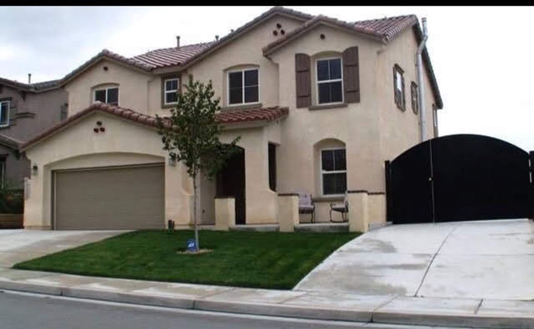 Tehachapi House: 1433 Wild Olive Road