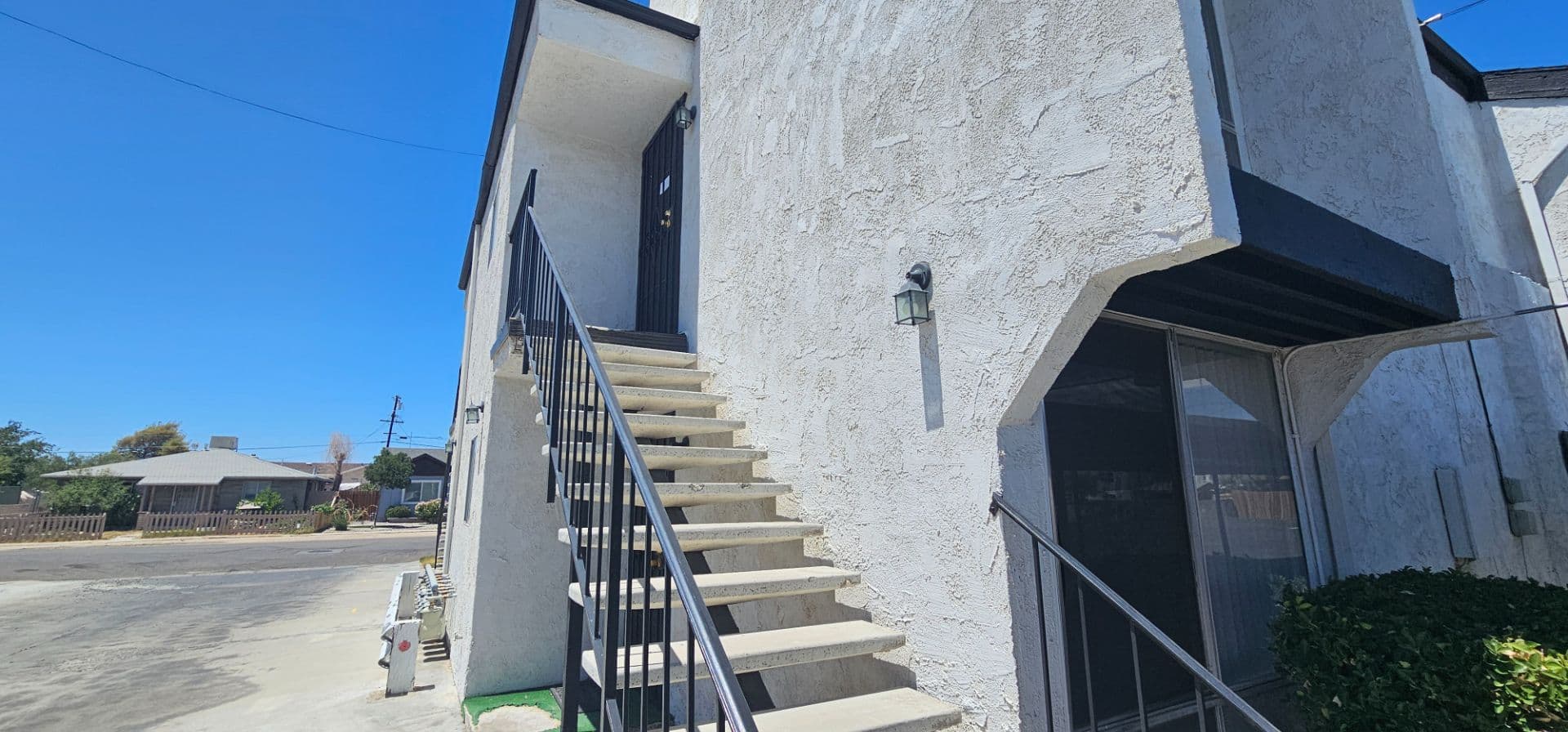 Ridgecrest Apartment: 726 N Sanders St