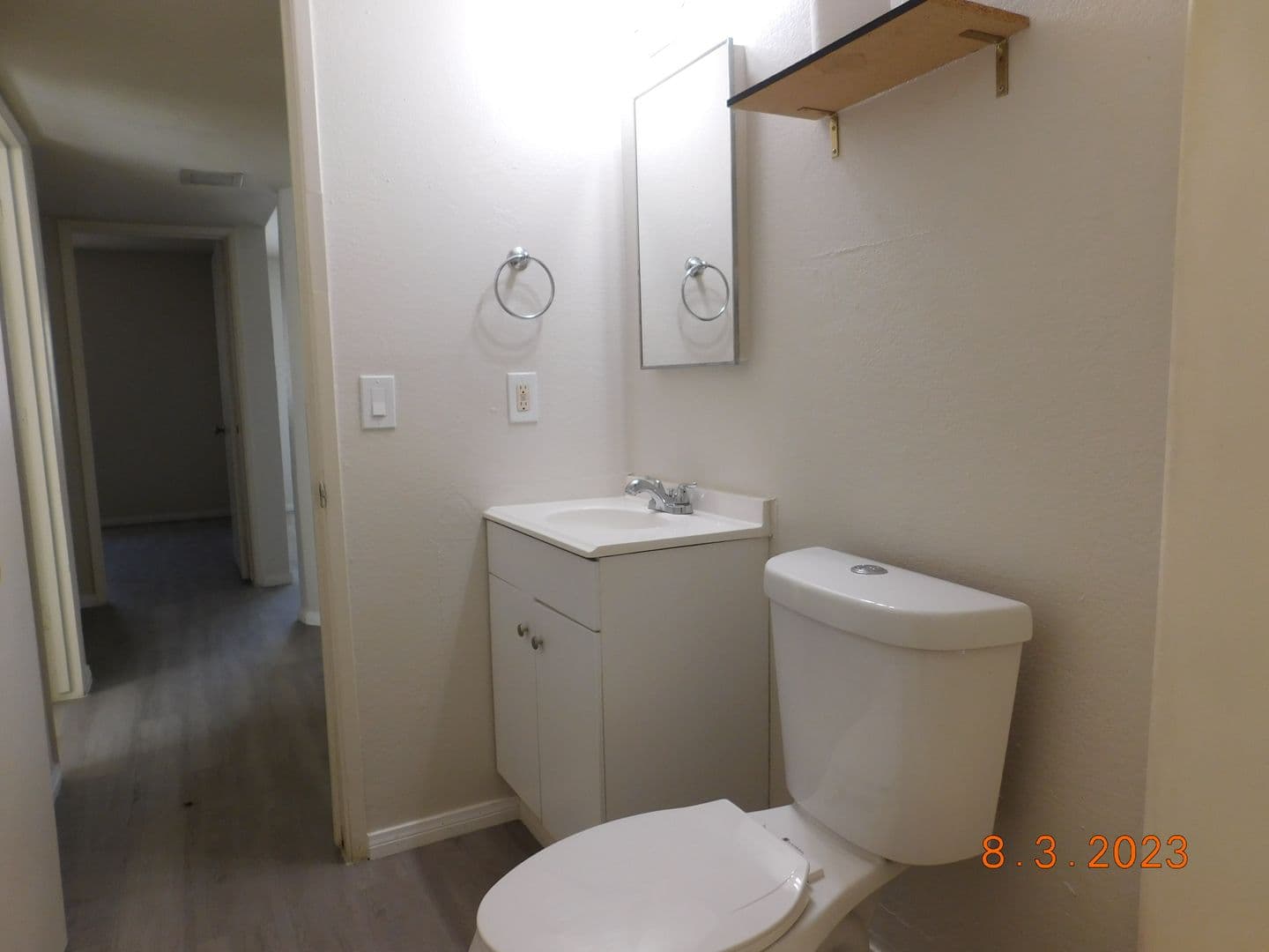 Ridgecrest Apartment: 135 S Norma St