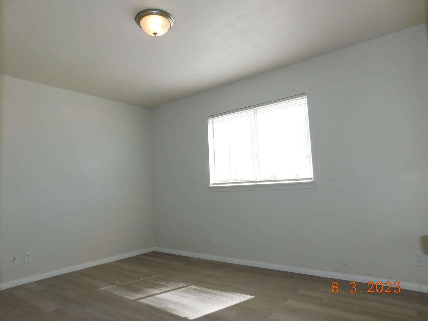 Ridgecrest Apartment: 135 S Norma St