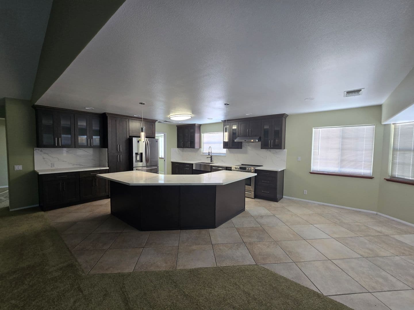 Ridgecrest House: 136 W Cielo Ave