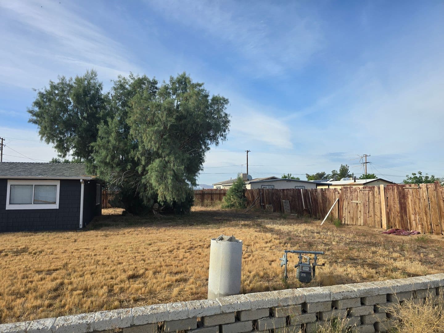 Inyokern Multiplex: 6701 Mountain View Ave - 1