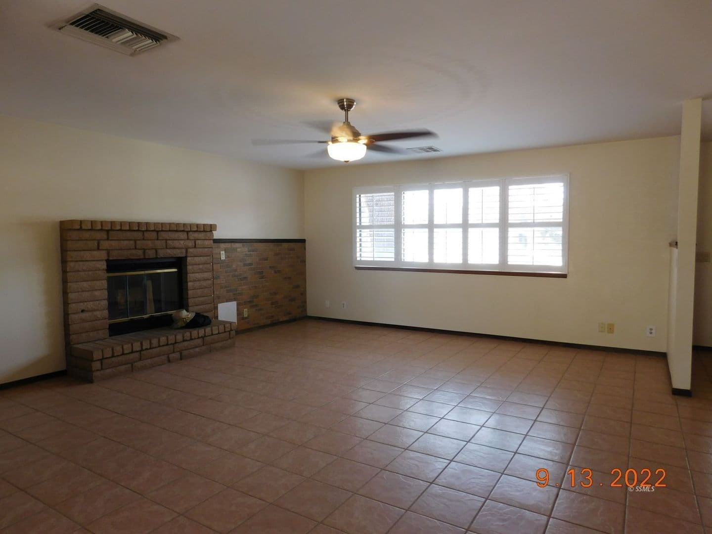Ridgecrest House: 330 E Wilson Ave