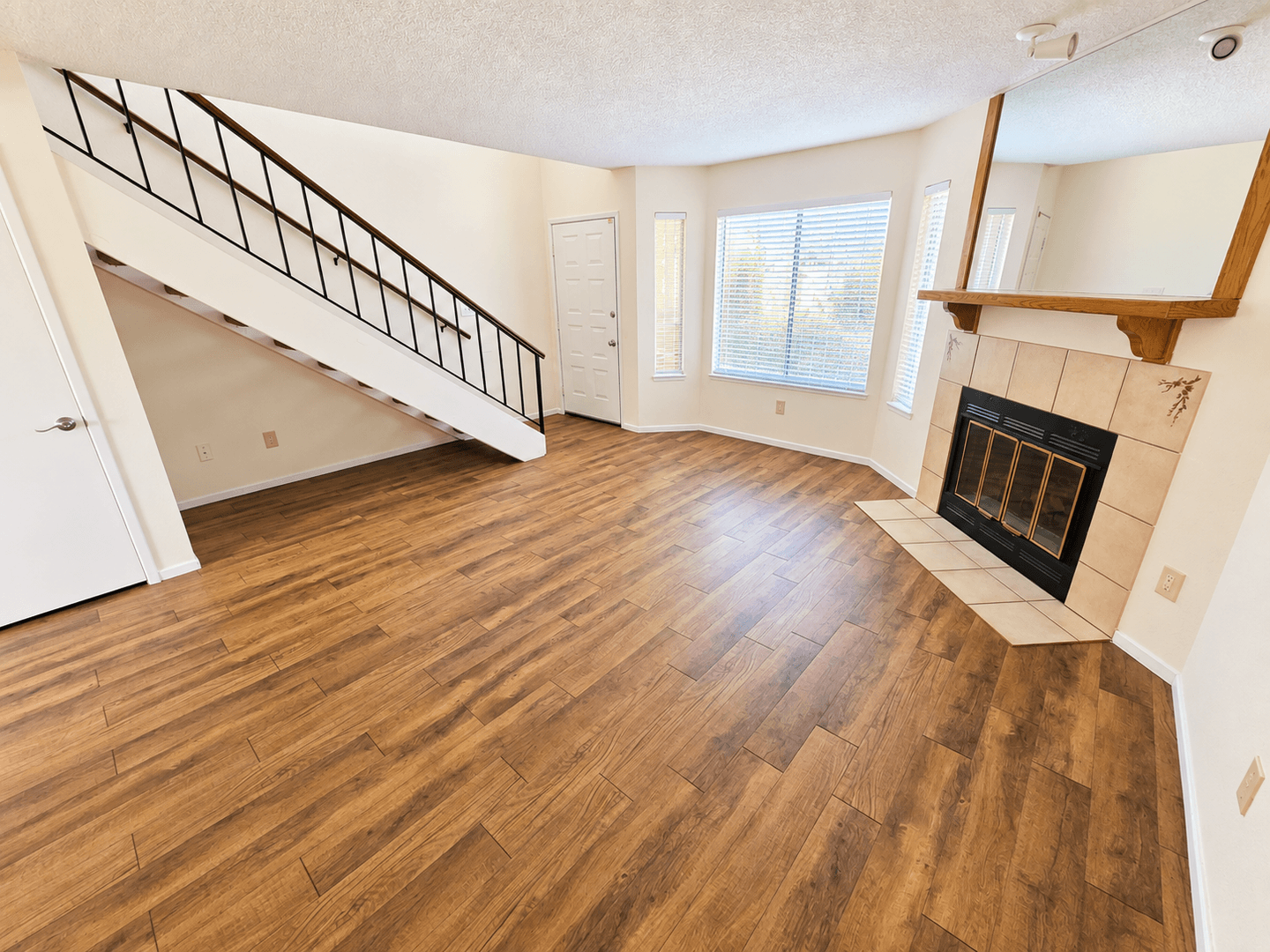 Bakersfield Condo: 4600 Beechwood Street #68