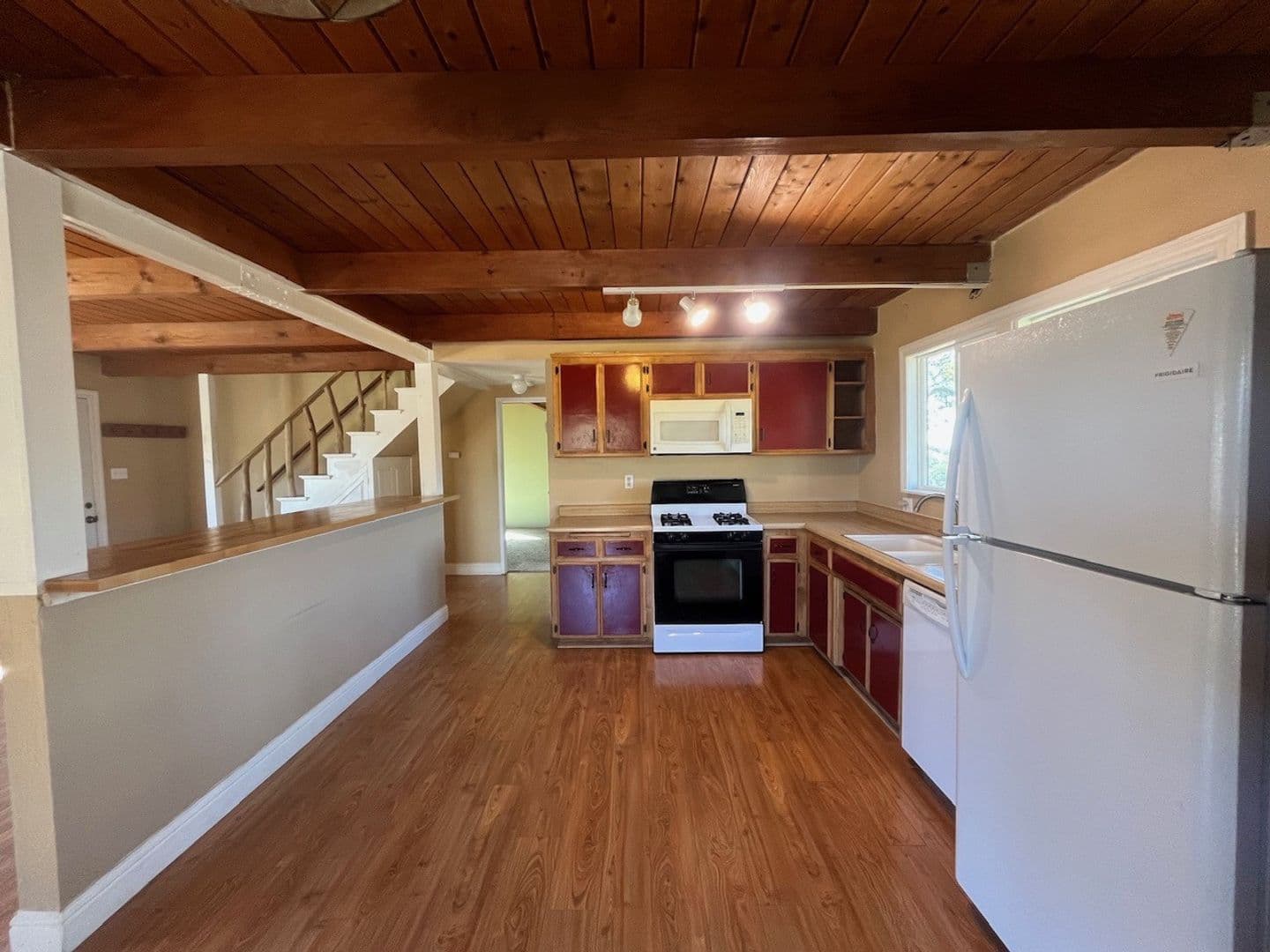 Tehachapi House: 26521 Brian Pl